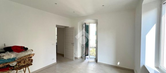 Apartamento T2 em Genoa, Italy N.º 371434 9