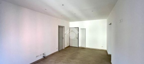 Apartamento T2 em Genoa, Italy N.º 371434 3