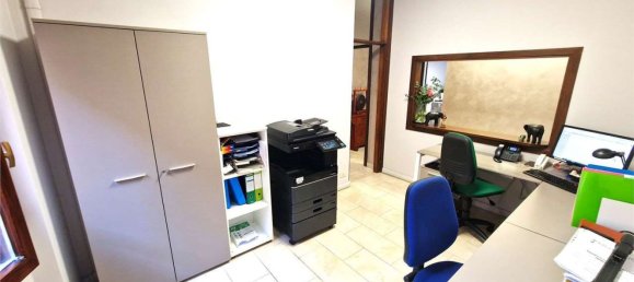 5-Zimmer Wohnung in Busto Arsizio, Italy, Nr. 20953 8