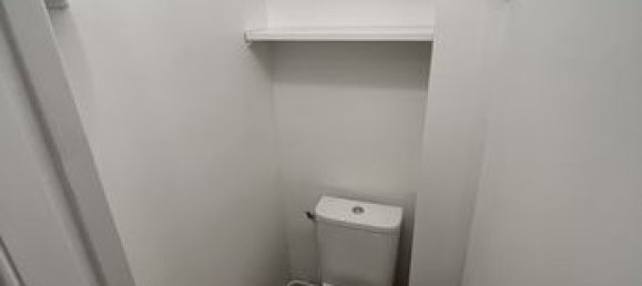 1 bedroom Apartment in Paris, France No. 312094 8