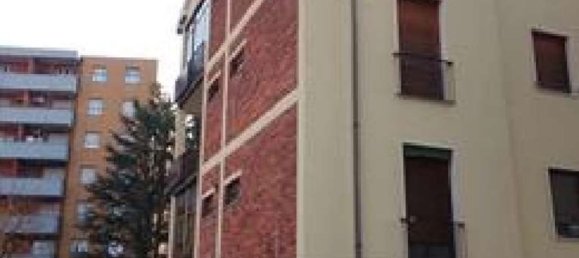 3غرفة شقة في Monza, Italy رقم 179778 2