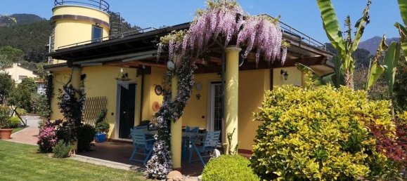 13 rooms Villa in Montignoso, Italy No. 237527 3