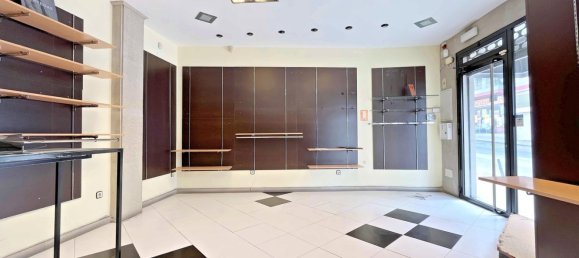 140m² Commercial property in Betanzos, Spain No. 49044 14