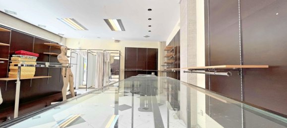 140m² Commercial property in Betanzos, Spain No. 49044 10