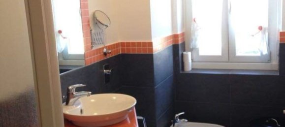 2 bedrooms Apartment in Novate Milanese, Italy No. 357939 3