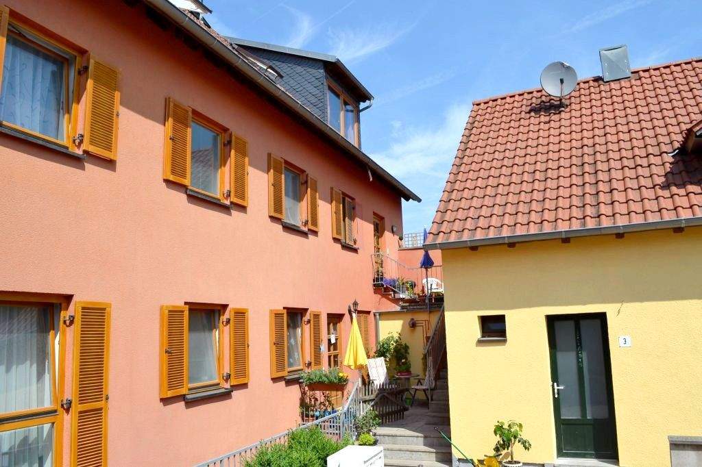 5-Zimmer Wohnung in Würzburg, Germany, Nr. 362958