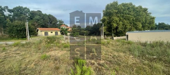 3228m² Land in Oliveira de Azemeis, Portugal No. 73608 4
