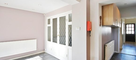 3 bedrooms House in Romford, United Kingdom No. 12451 20