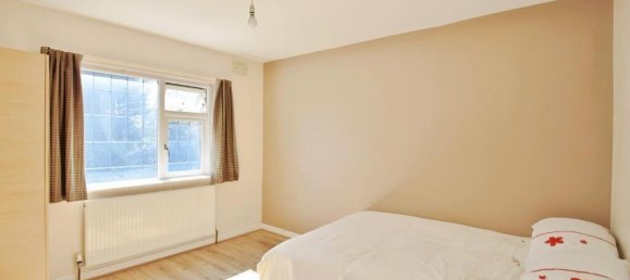 3 bedrooms House in Romford, United Kingdom No. 12451 27