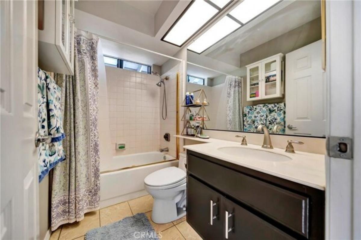 3 bedrooms House in Simi Valley, USA No. 439246