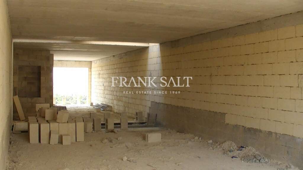 Oficina en Zebbug, Malta 175 m² No. 12928