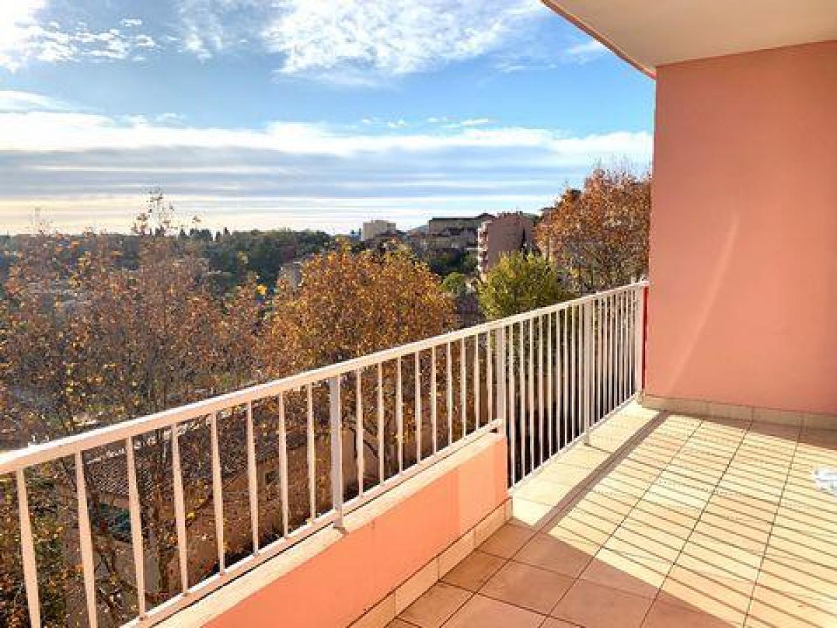 2 Schlafzimmer Eigentumswohnung in Grasse, France, Nr. 14580