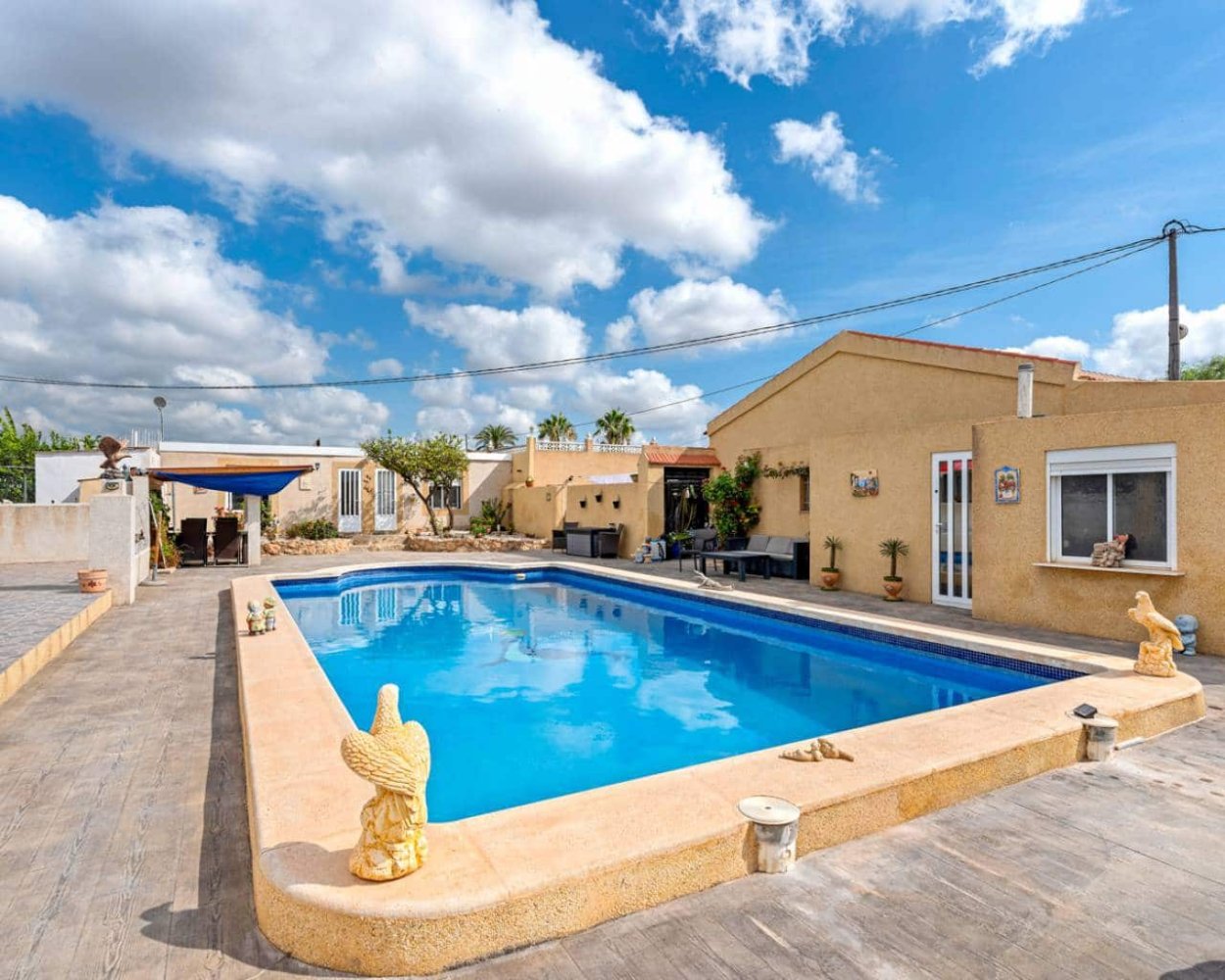 3 Schlafzimmer Villa in Los Montesinos, Spain, Nr. 194609