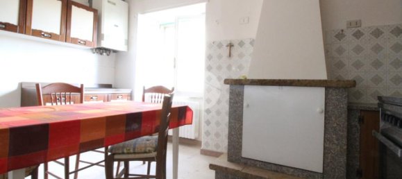 2 bedrooms House in Campodipietra, Italy No. 175384 6