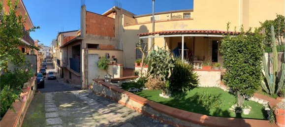 Дуплекс с 7 комнатами в Ното, Италия № 115430 2