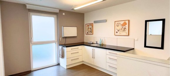 3-salle Appartement à Wintzenheim, France No. 215213 5