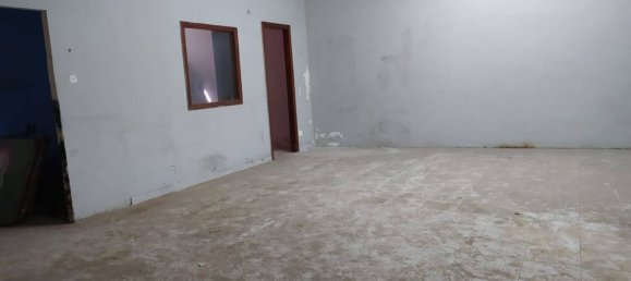 283m² Commercial property in Santa Maria Capua Vetere, Italy No. 80637 10
