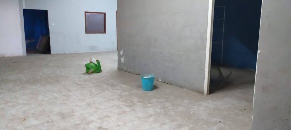 283m² Commercial property in Santa Maria Capua Vetere, Italy No. 80637 11