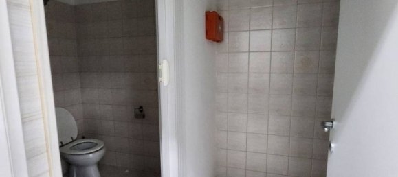 283m² Commercial property in Santa Maria Capua Vetere, Italy No. 80637 5