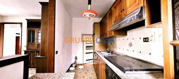 Дом с 4 комнатами в Пеша, Италия № 175258 22