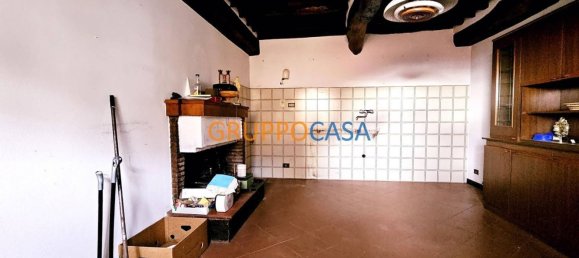 Дом с 4 комнатами в Пеша, Италия № 175258 13