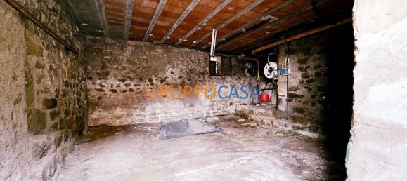 Дом с 4 комнатами в Пеша, Италия № 175258 47