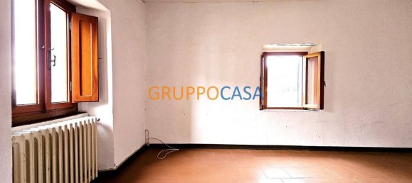 Дом с 4 комнатами в Пеша, Италия № 175258 6