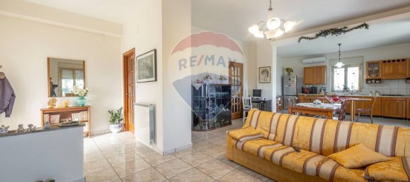 Casa de 16 habitaciónes en Mascalucia, Italy No. 102539 14