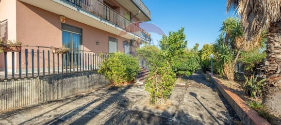 Casa de 16 habitaciónes en Mascalucia, Italy No. 102539 41