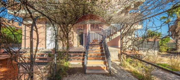 Casa de 16 habitaciónes en Mascalucia, Italy No. 102539 2