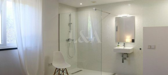 Вилла с 8 спальнями в Вила Нова де Касела, Португалия № 76501 13