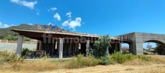 342m² Commercial property in Tertenia, Italy No. 51566 4