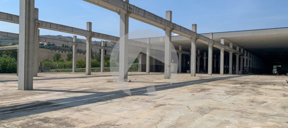 Lagerhaus in Sant'Egidio alla Vibrata, Italy 14600m², Nr. 314036 3