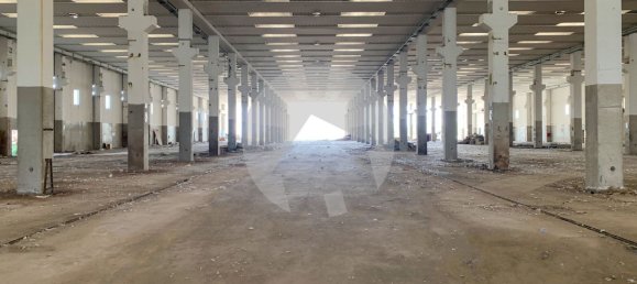 Lagerhaus in Sant'Egidio alla Vibrata, Italy 14600m², Nr. 314036 6