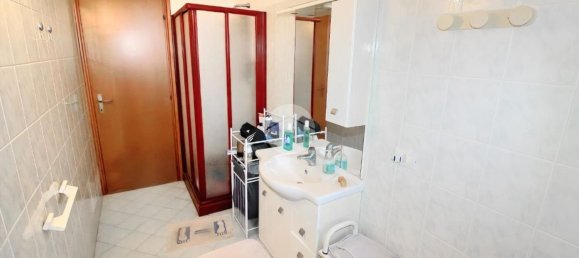 2 rooms Apartment in Parma, Italy No. 25313 19