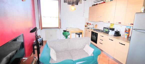 2 rooms Apartment in Parma, Italy No. 25313 13