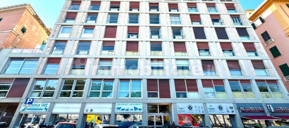 Квартира с 4 спальнями в Генуя, Италия № 12586 30