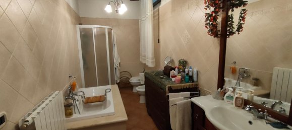 7 rooms Apartment in Campagnatico, Italy No. 255479 4