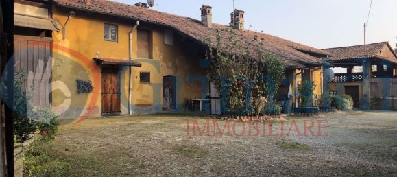 4 bedrooms House in Locate di Triulzi, Italy No. 329365 23