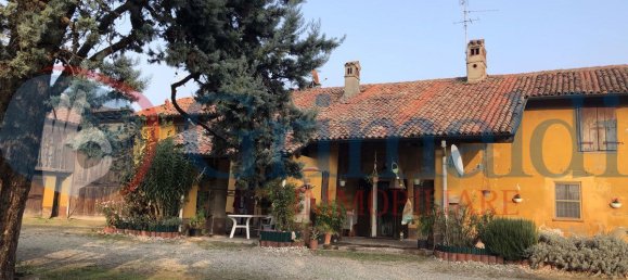4 bedrooms House in Locate di Triulzi, Italy No. 329365 10