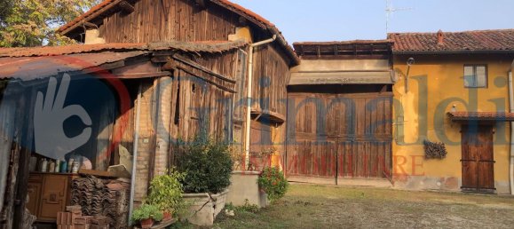 4 bedrooms House in Locate di Triulzi, Italy No. 329365 24