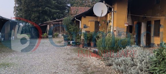4 bedrooms House in Locate di Triulzi, Italy No. 329365 37