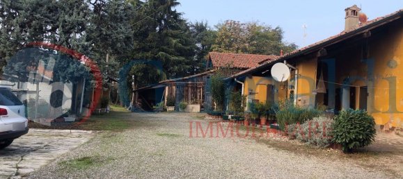 4 bedrooms House in Locate di Triulzi, Italy No. 329365 8