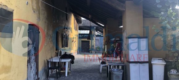 4 bedrooms House in Locate di Triulzi, Italy No. 329365 27