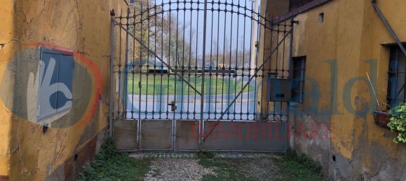 4 bedrooms House in Locate di Triulzi, Italy No. 329365 32