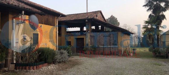 4 bedrooms House in Locate di Triulzi, Italy No. 329365 6