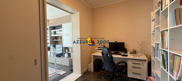 4 rooms Apartment in Pisa, Italy No. 260523 17