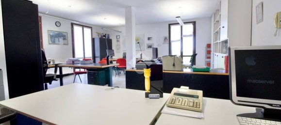 73m² Office in Reggio Emilia, Italy No. 371698 19