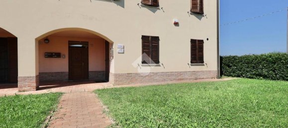 73m² Office in Reggio Emilia, Italy No. 371698 29