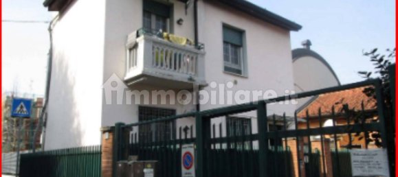 1 bedroom Apartment in Monza, Italy No. 379985 2